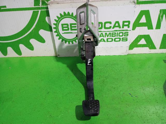 Pedal de embraiagem 13192503 OPEL