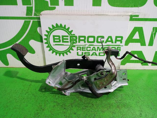Pedal de embraiagem 13192503 OPEL