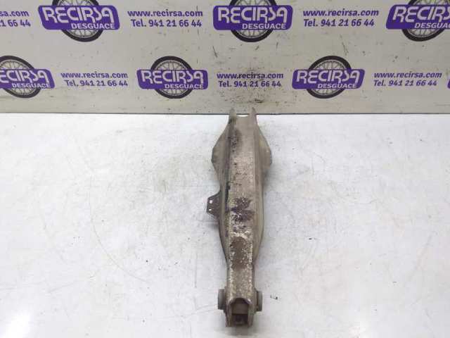 Braço oscilante de suspensão traseira transversal 13204109 OPEL
