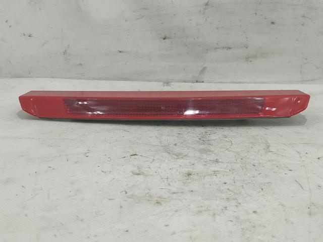 Lanterna traseira central 13226860 OPEL