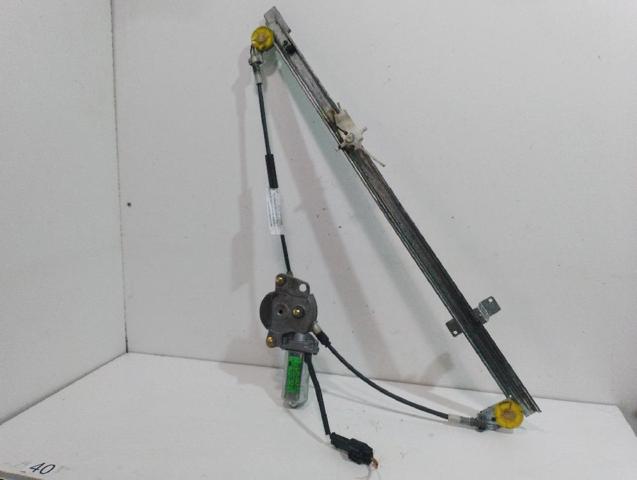 Mecanismo de acionamento de vidro da porta dianteira direita 1322757080 PEUGEOT