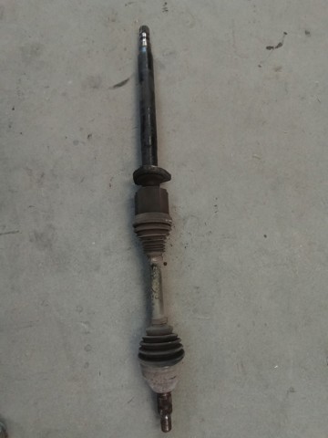 Semieixo (acionador) dianteiro direito 13228199 OPEL