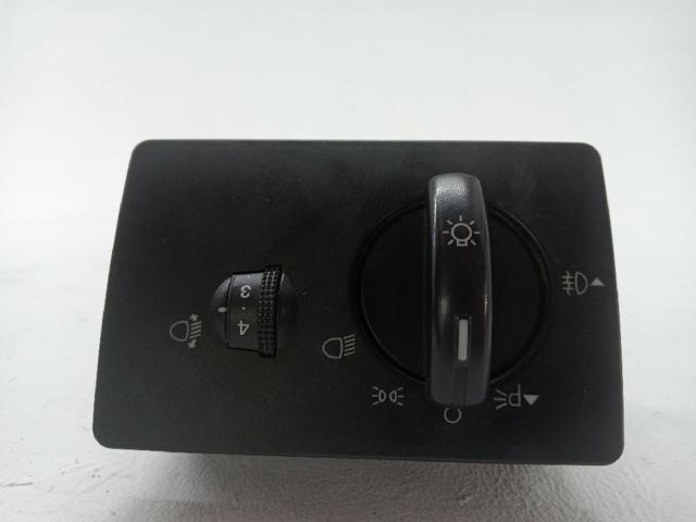 1323821 Ford