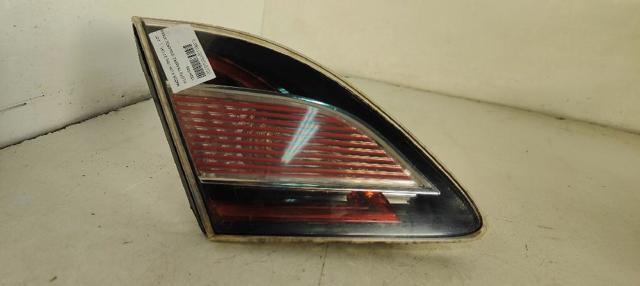 Lanterna traseira esquerda interna 13241055 MAZDA