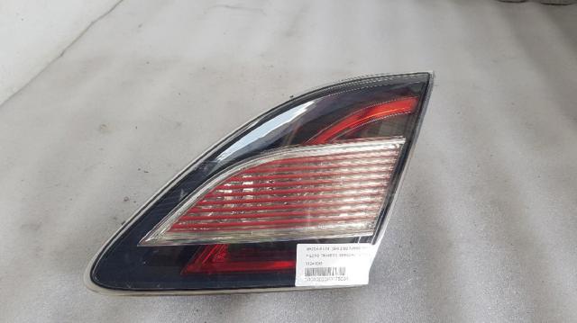 Lanterna traseira esquerda interna 13241055 MAZDA
