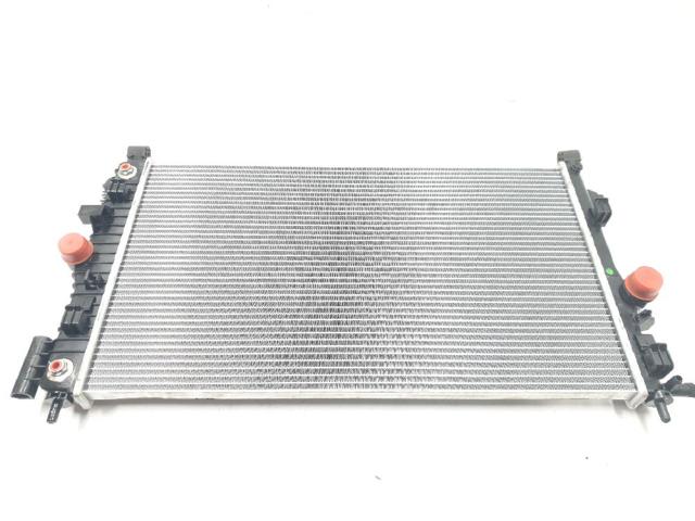 Radiador de esfriamento de motor 13241724 OPEL