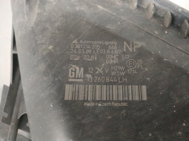 Luz esquerda 13260844 OPEL