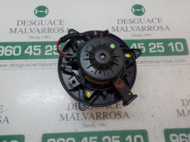Motor de ventilador de forno (de aquecedor de salão) 13265193 OPEL