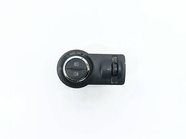 Comutador das luzes no "painel de instrumentos" 13268707 OPEL