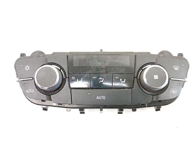 Comprar  Insignia  G09