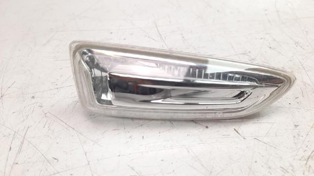 Luz intermitente no pára-lama direito 13273104 OPEL