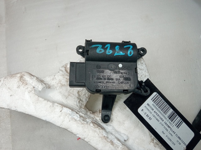 Motor de comporta de recirculação de ar 132801320 PORSCHE