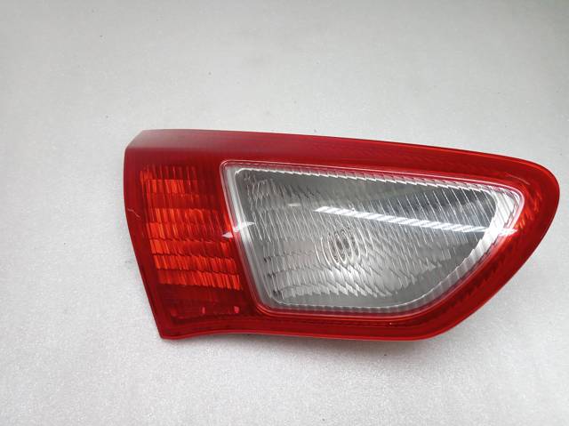 Lanterna traseira direita interna 13287977 MITSUBISHI