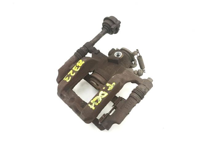 Suporte do freio traseiro direito 13300862 OPEL