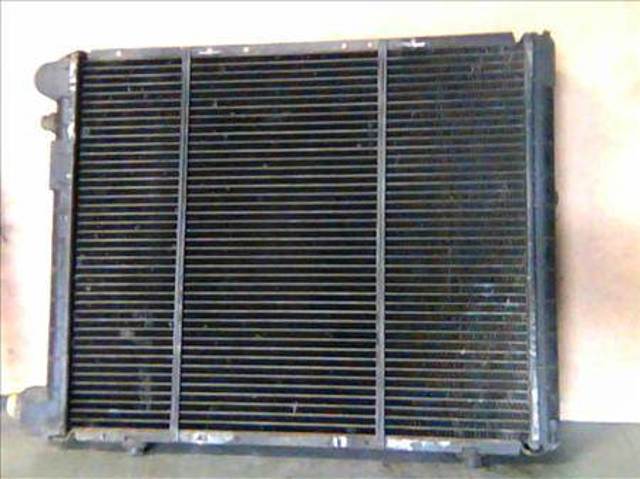 Radiador de esfriamento de motor 133051 PEUGEOT