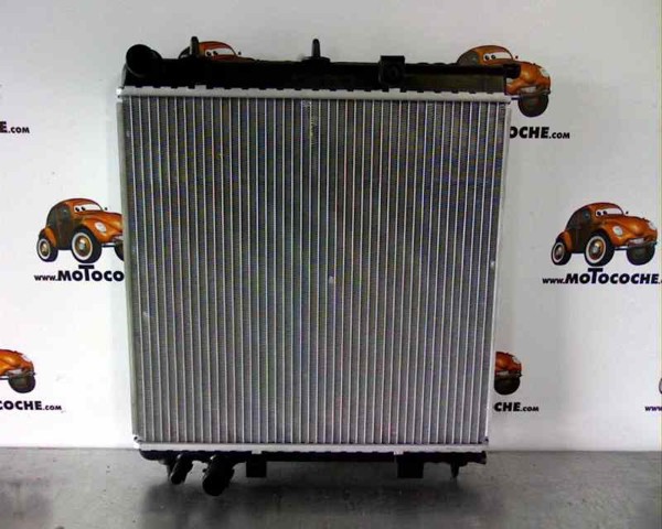 Radiador de esfriamento de motor 1330C1 PEUGEOT