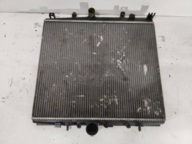 Radiador de esfriamento de motor 1330E7 PEUGEOT