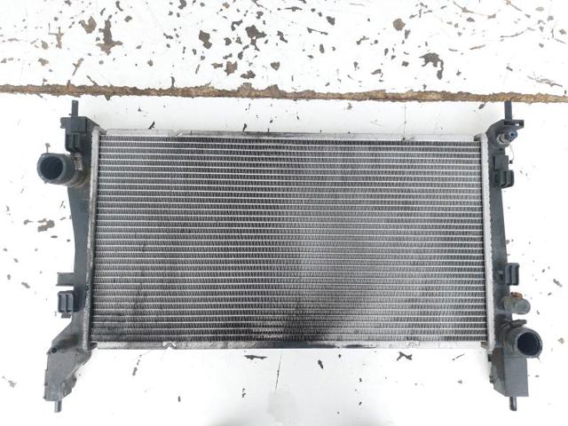 Radiador de esfriamento de motor 1330V0 PEUGEOT