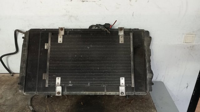 Radiador de esfriamento de motor 1330W1 PEUGEOT