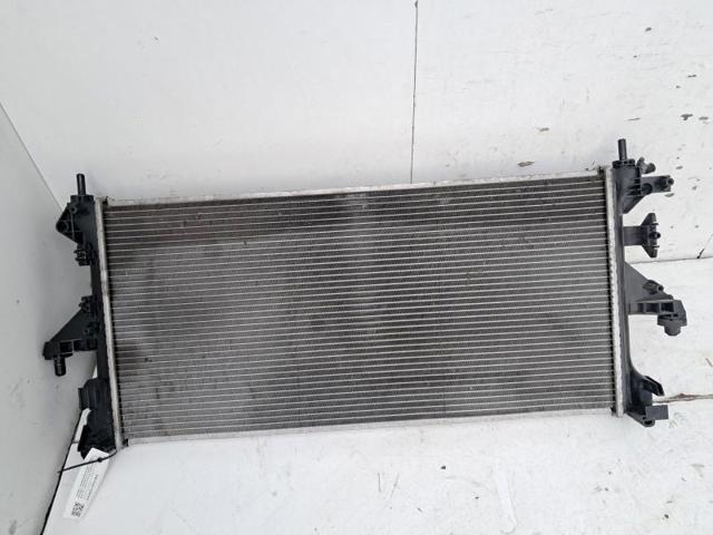Radiador de esfriamento de motor 1330Z4 PEUGEOT