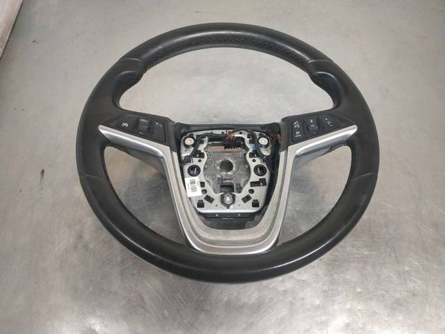 Comprar  Insignia  G09