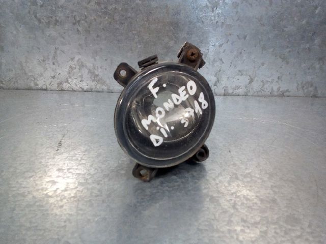 Luzes de nevoeiro esquerdas 1331777 FORD