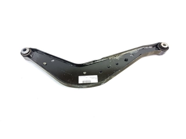Braço oscilante superior esquerdo de suspensão traseira 13318344 OPEL