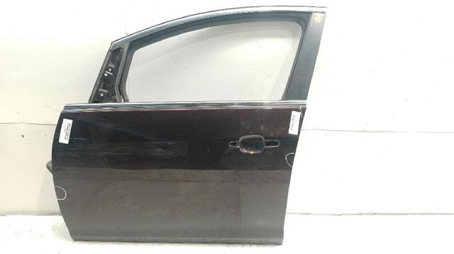 Porta dianteira esquerda 13330765 OPEL