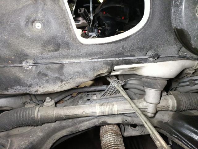 Estabilizador dianteiro 13343140 OPEL