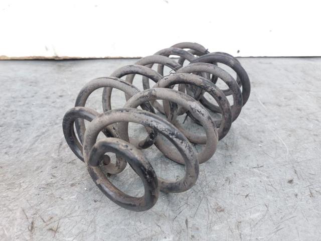 Mola traseira 13366704 OPEL