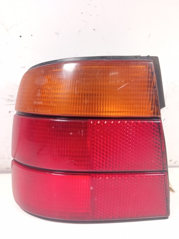 Lanterna traseira esquerda externa 133689 BMW