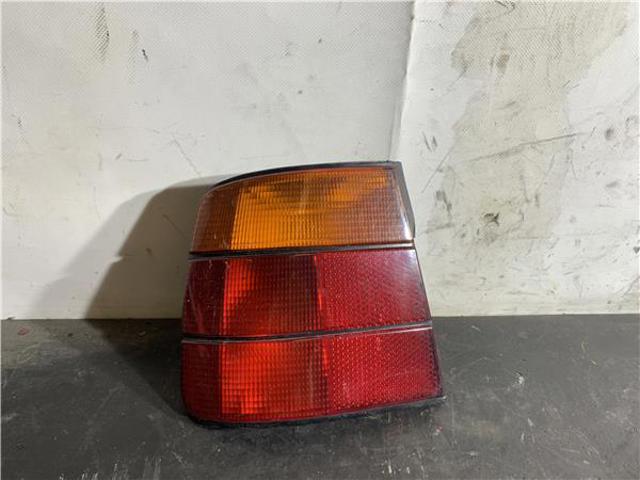 Lanterna traseira esquerda externa 133689 BMW