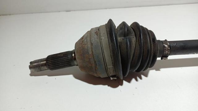 Mangueira (cano derivado) do radiador de esfriamento superior 1337381 GM