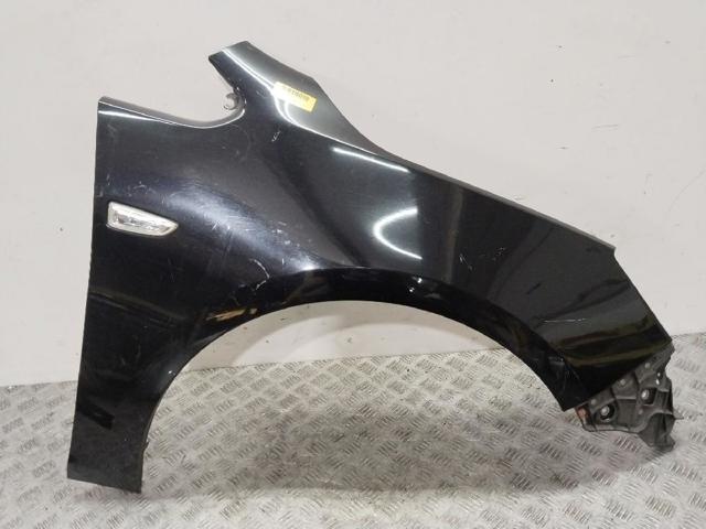 Pára-lama dianteiro direito 13390003 OPEL