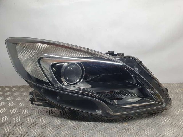 Luz direita 13399859 OPEL