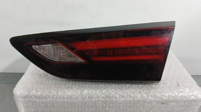 Lanterna traseira direita interna 13401167 OPEL