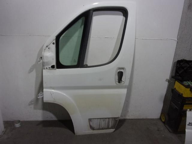Porta dianteira esquerda 1340568080 FIAT