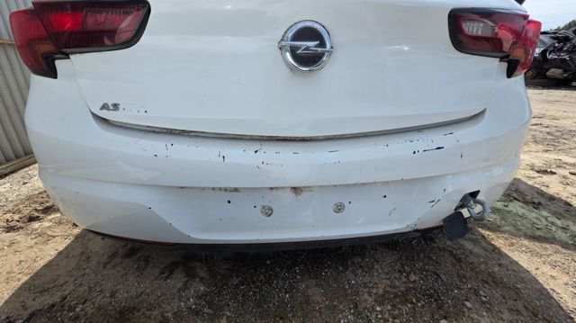 Pára-choque traseiro 13425478 OPEL