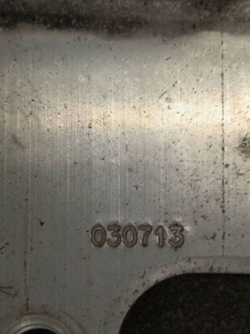 Reforçador do pára-choque dianteiro 13426328 OPEL