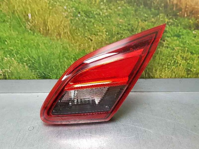Lanterna traseira direita interna 13428452 OPEL
