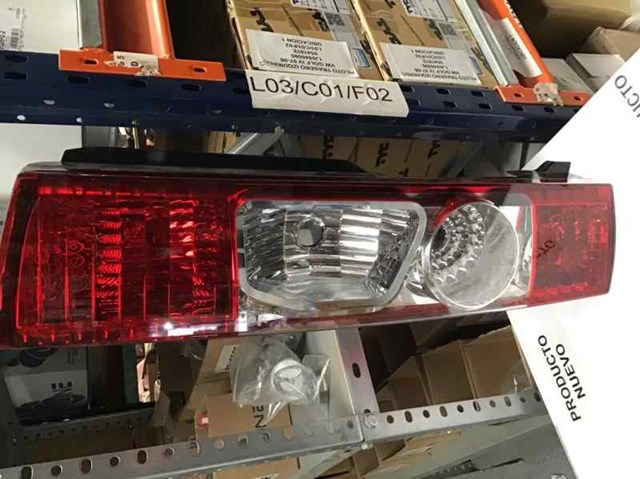 Lanterna traseira direita 1344047080 FIAT