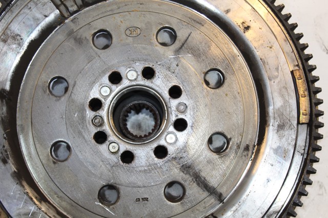 Volante de motor 134500R010 TOYOTA