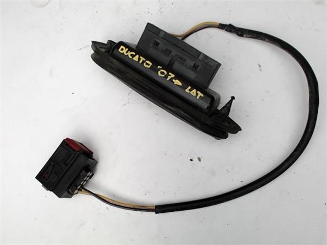 Sensor de fechamento de portas (interruptor de fim de carreira) 1348484080 FIAT