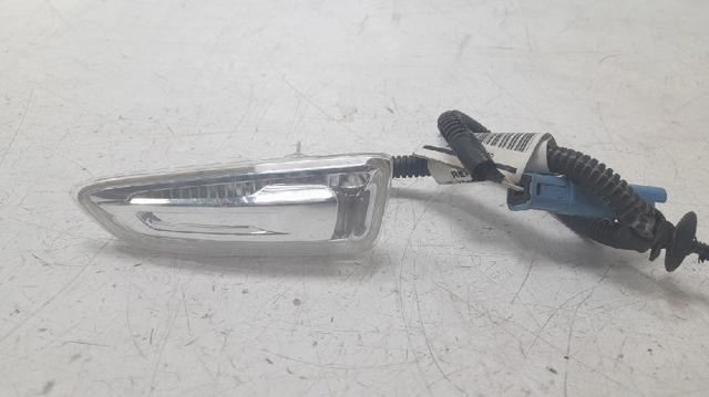 Luz intermitente no pára-lama esquerdo 13491088 OPEL