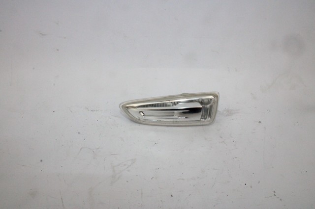 Luz intermitente no pára-lama esquerdo 13491088 OPEL