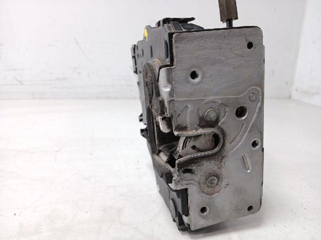 Fecho da porta dianteira esquerda 1350147080 PEUGEOT