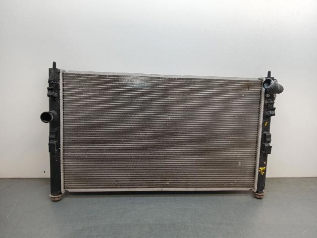 Radiador de esfriamento de motor 1350A761 MITSUBISHI