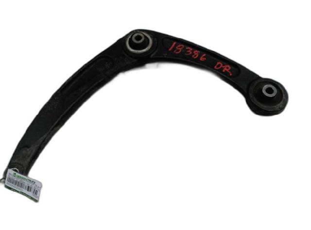 Braço oscilante inferior esquerdo de suspensão dianteira 1352227080 PEUGEOT
