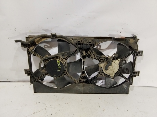 Difusor do radiador de esfriamento 1355A140 MITSUBISHI