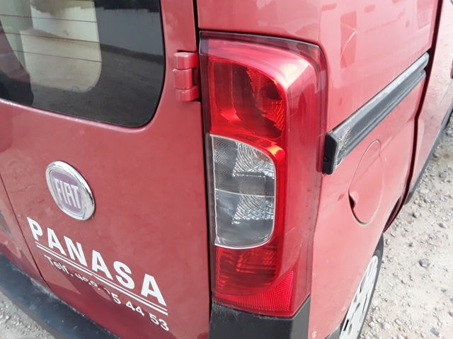 Lanterna traseira direita 1358249080 FIAT